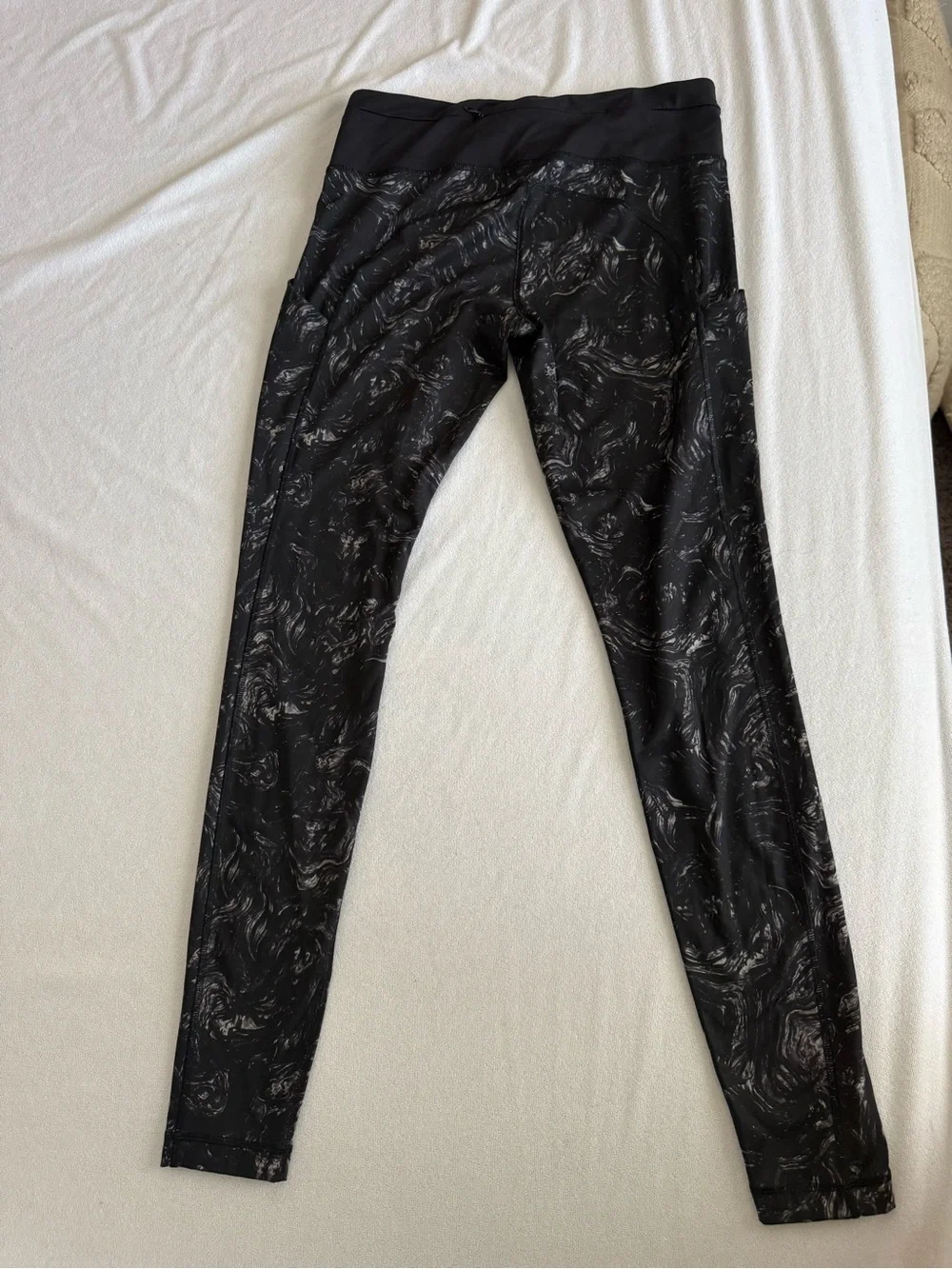 Lululemon Black Marble Print Running Leggings